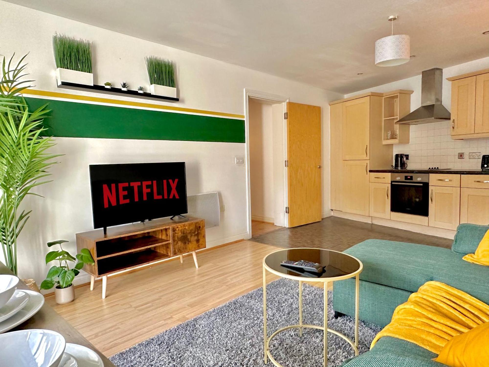 Watford Serviced Apartment, Free Parking, City Centre Exterior photo